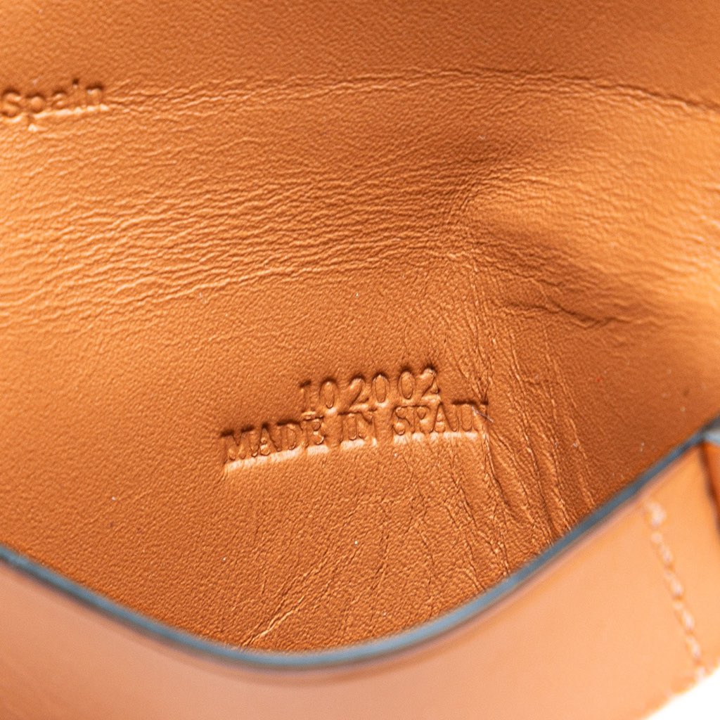 Loewe Mini Soft Calfskin Heel Pouch - Detail 2