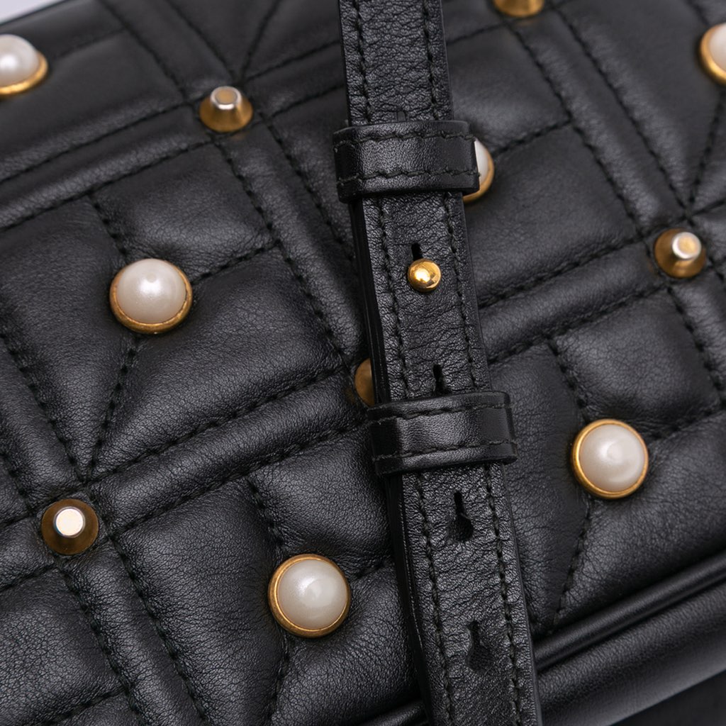 Gucci Small GG Marmont Matelasse Leather Pearl Studded Crossbody - Detail 2