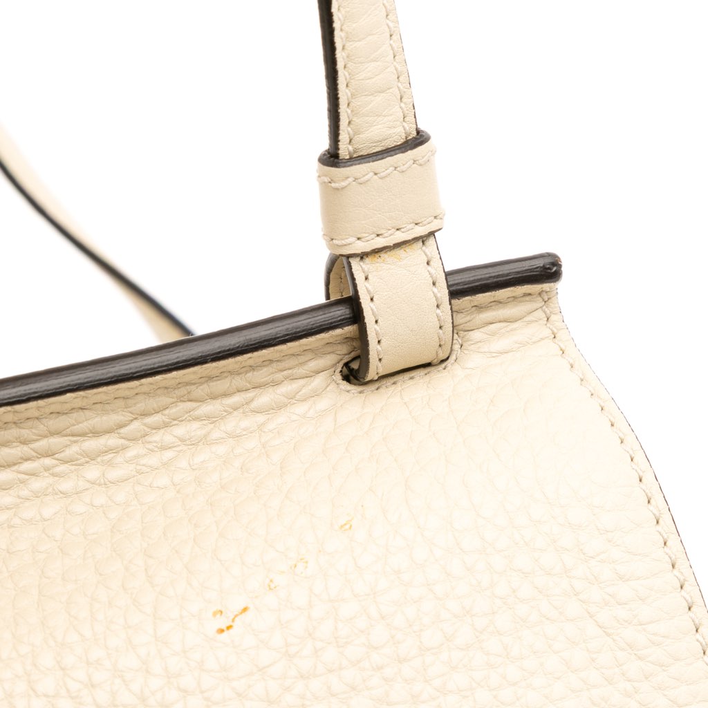 Gucci Medium Leather Bamboo Daily Crossbody - Detail 2