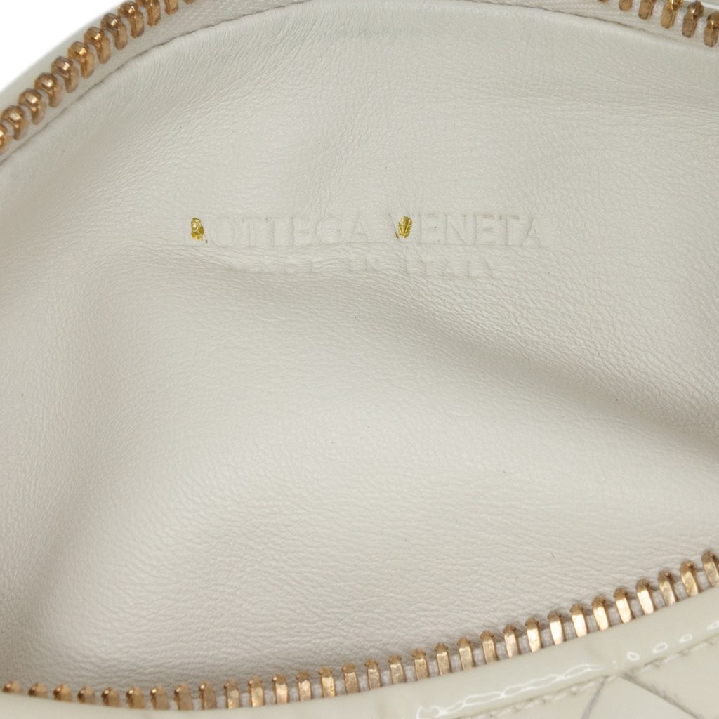 Bottega Veneta Mini Patent Intrecciato Jodie - Side view