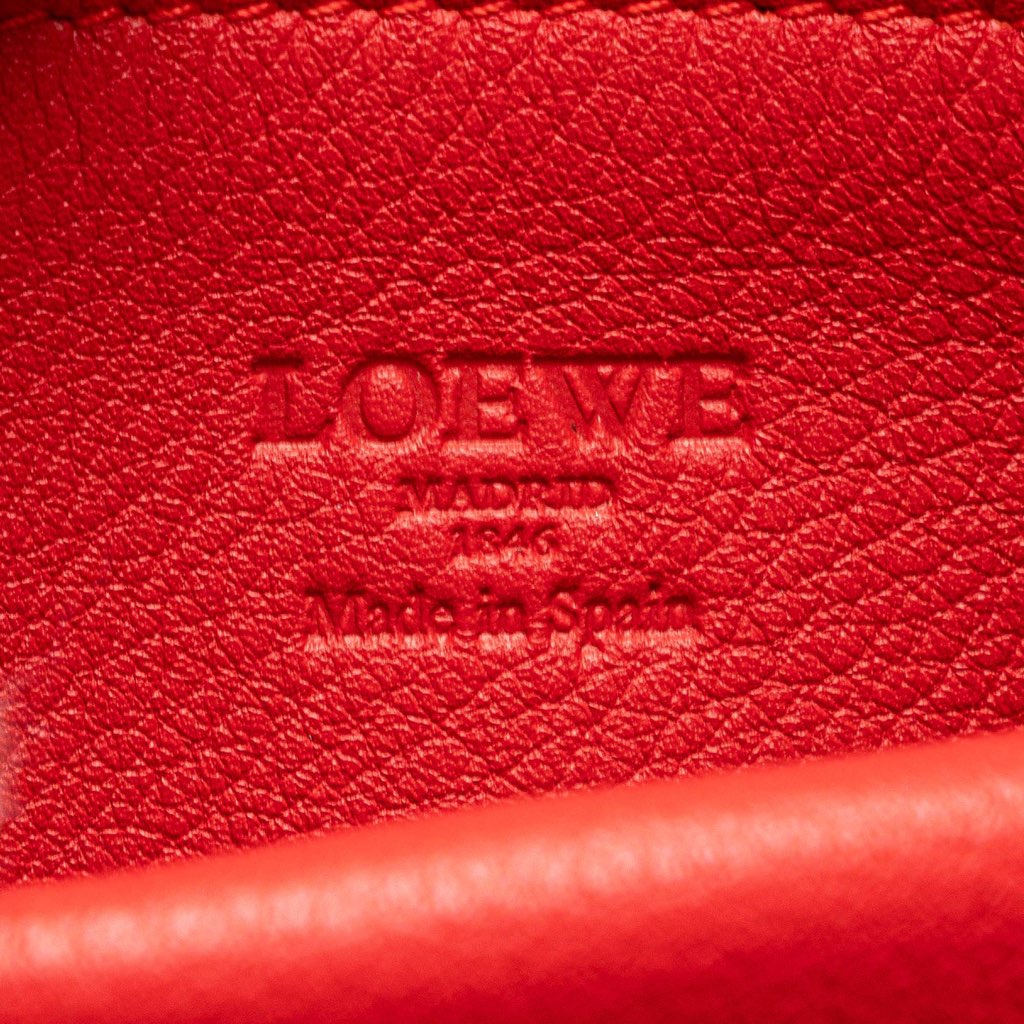 Loewe Suede Amazona 36 - Side view