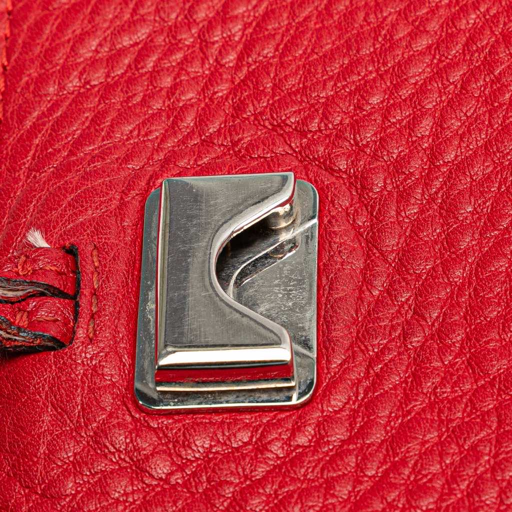 Gucci Medium Leather Bamboo Daily Crossbody - Image 11