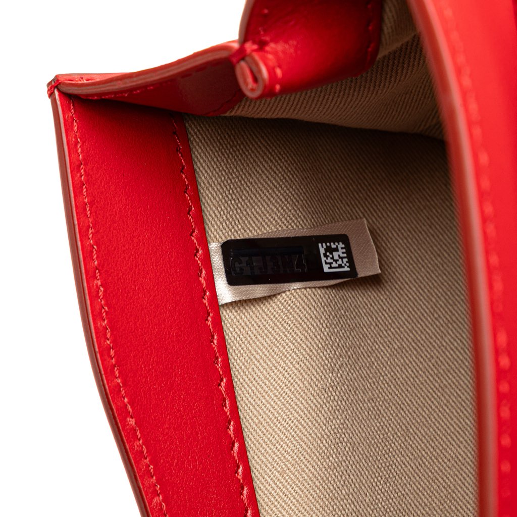 Salvatore Ferragamo Small Calfskin and Suede C Clutch With Chain - Detail 1