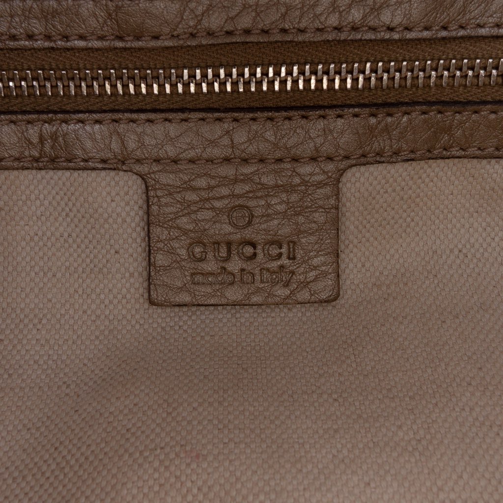 Gucci Large Leather Bella Tote - Side view