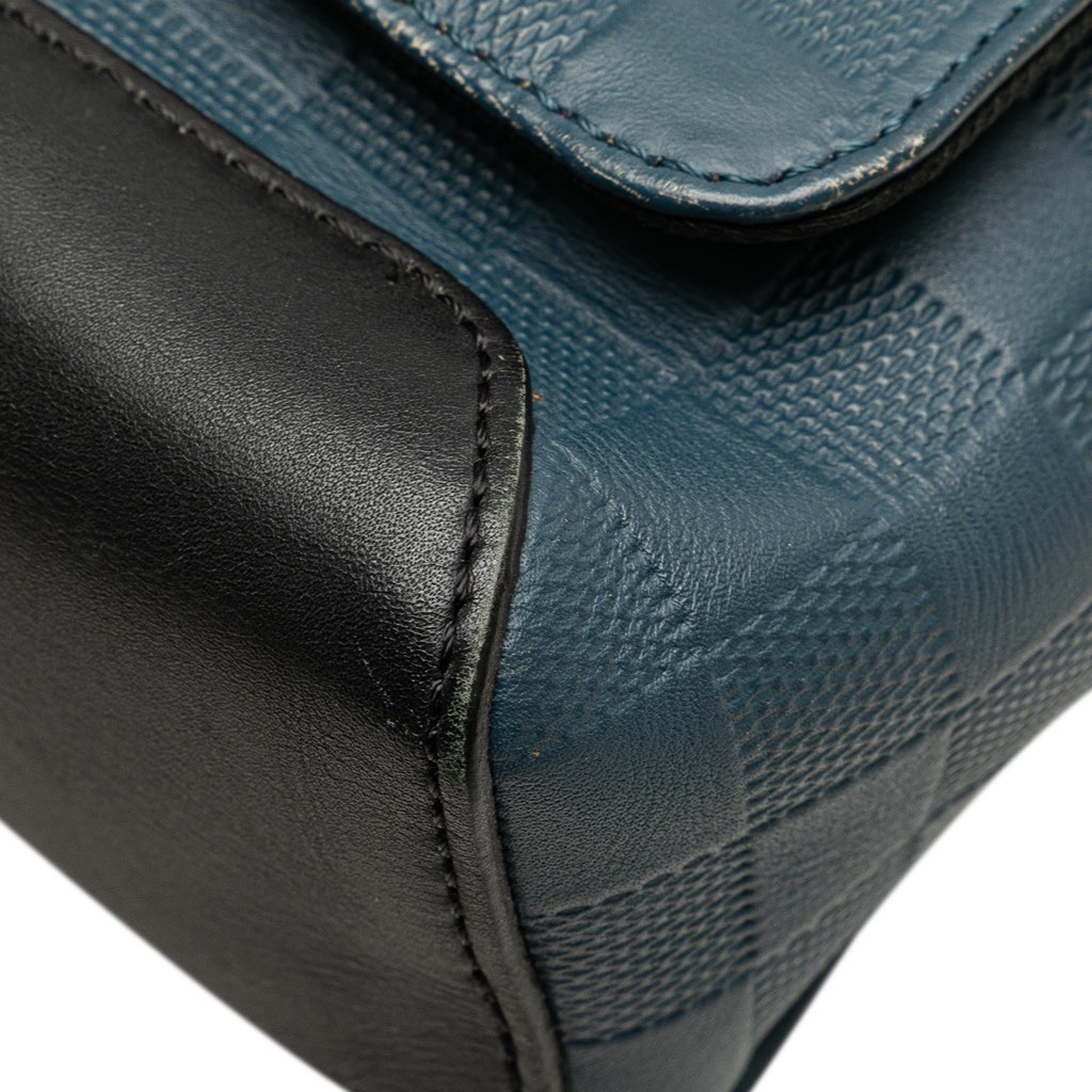 Louis Vuitton Damier Infini District PM - Image 11
