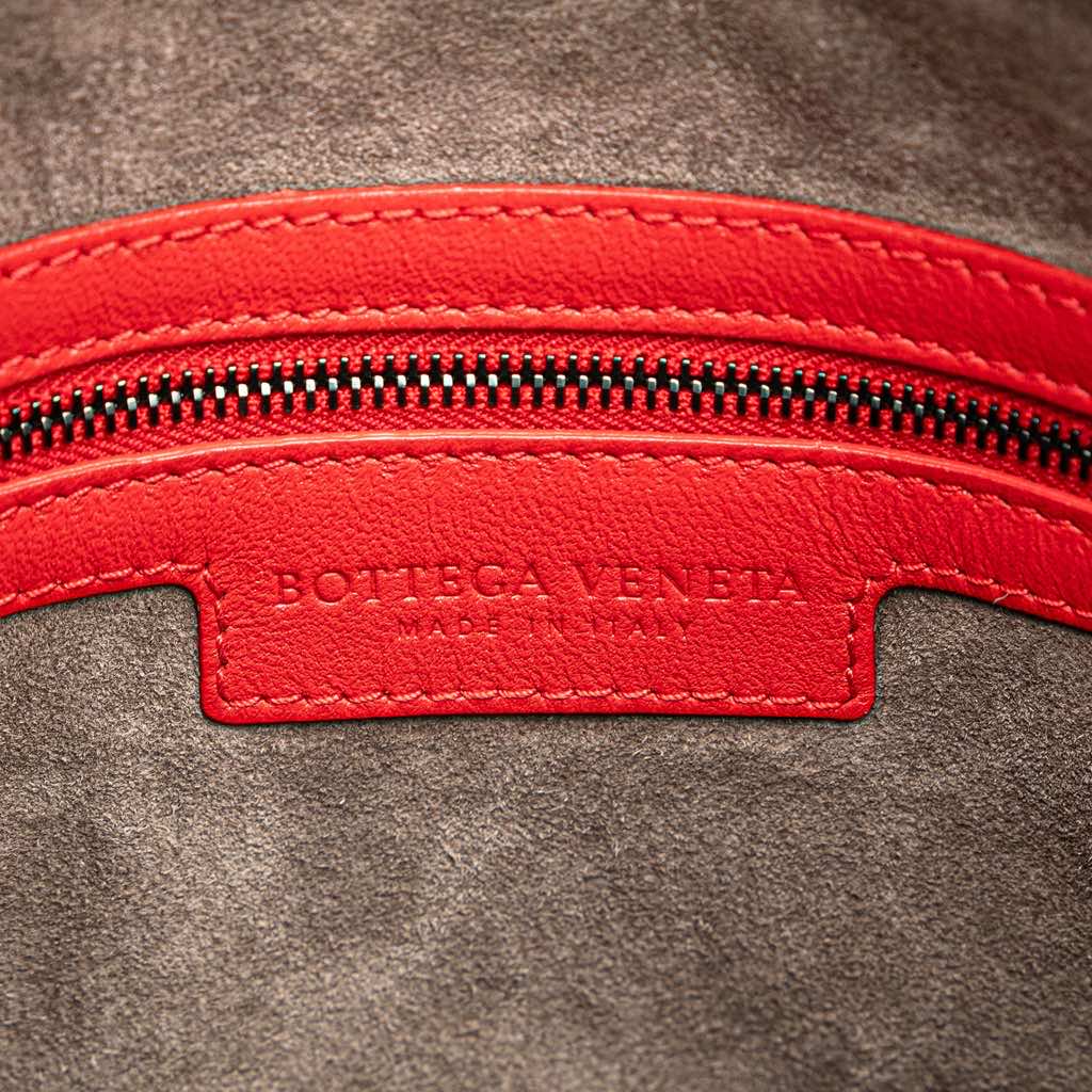 Bottega Veneta Medium Nappa Intrecciato Ruffle Veneta Hobo - Side view