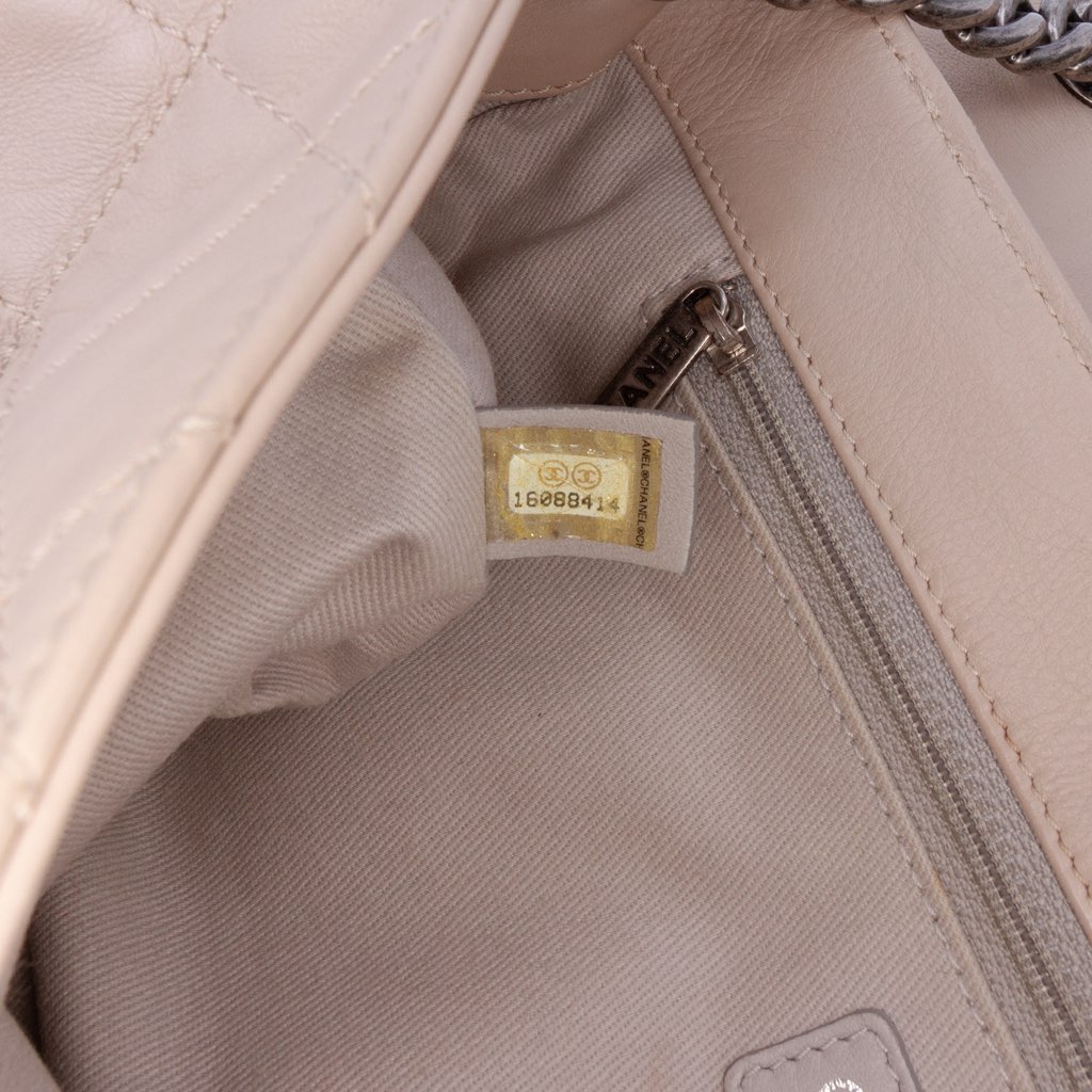 Chanel Large Quilted Lambskin Country Chic Flap - Detail 1