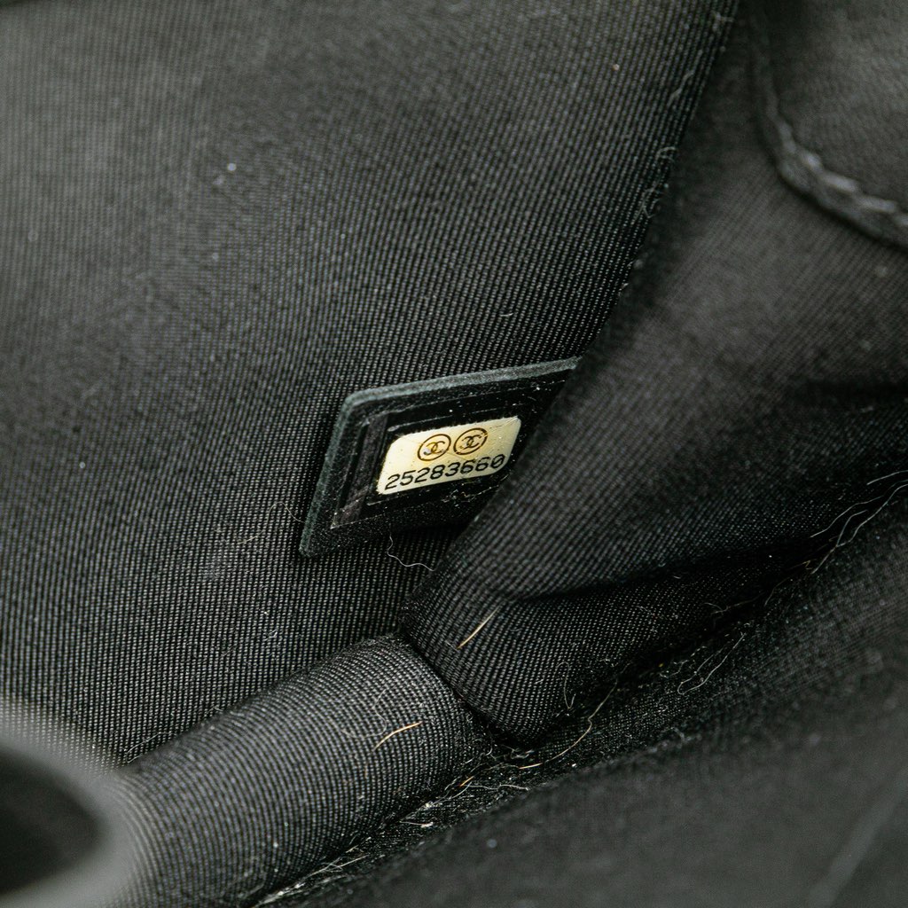 Chanel Small Quilted Goatskin CC Box Flap - Detail 1