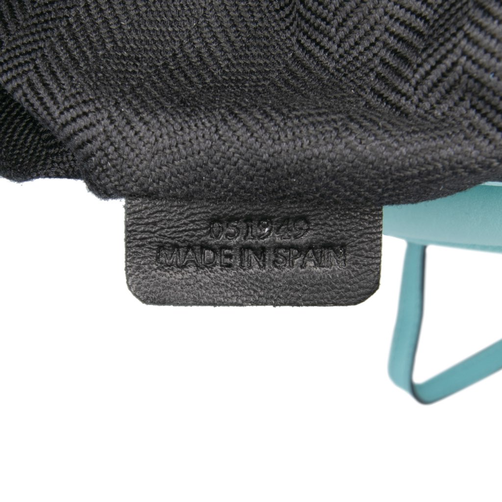 Loewe Mini Calfskin Puzzle Satchel - Detail 1