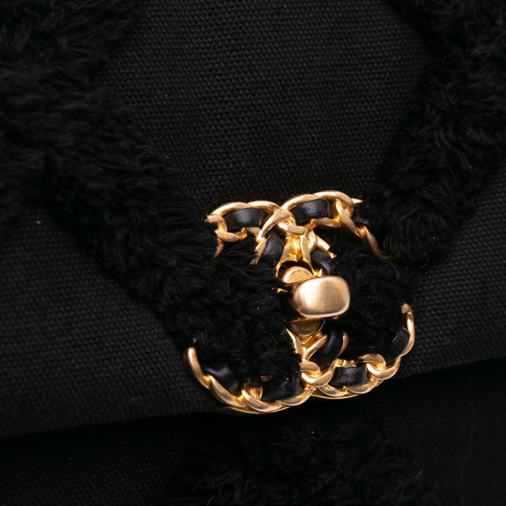 Chanel Medium Canvas and Cotton 19 Flap - Detail 2