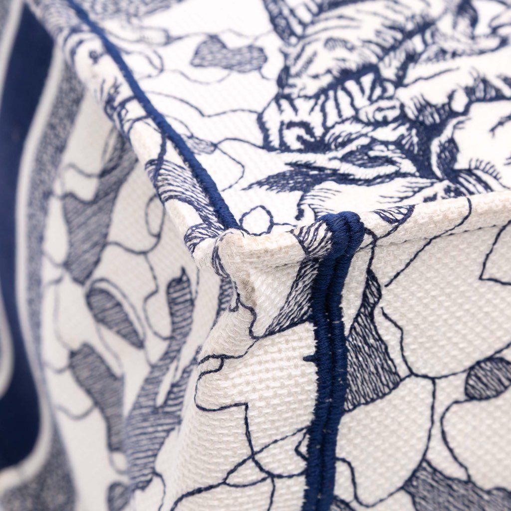 Dior Large Canvas Embroidered Around The World Book Tote - Detail 2