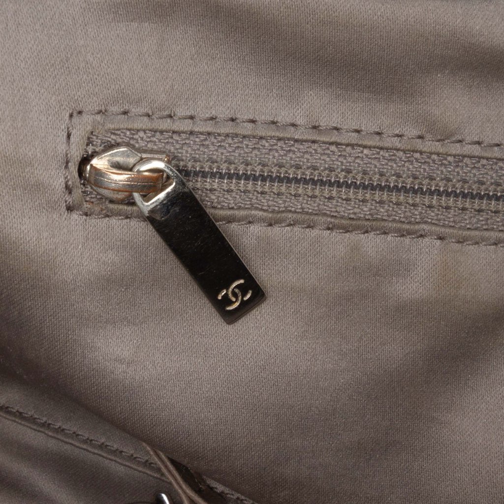 Chanel CC Calfskin Modern Chain Rhodoid East West Tote - 5