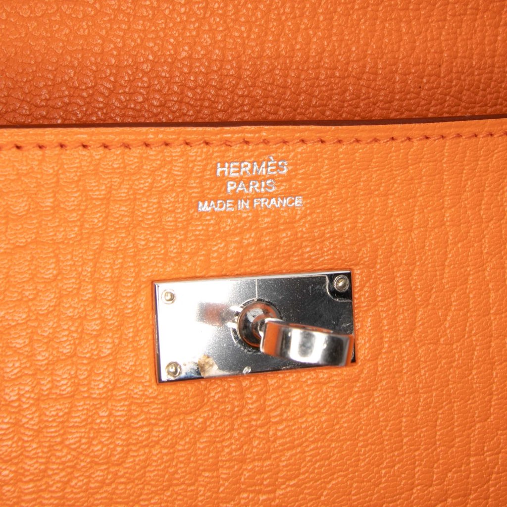 Hermès Chevre Mysore Kelly Longue Wallet - Side view