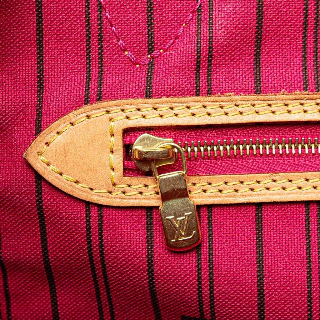 Louis Vuitton Monogram Neverfull PM - Detail 2