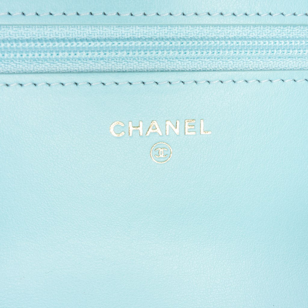 Chanel Denim 19 Wallet on Chain - Detail 1