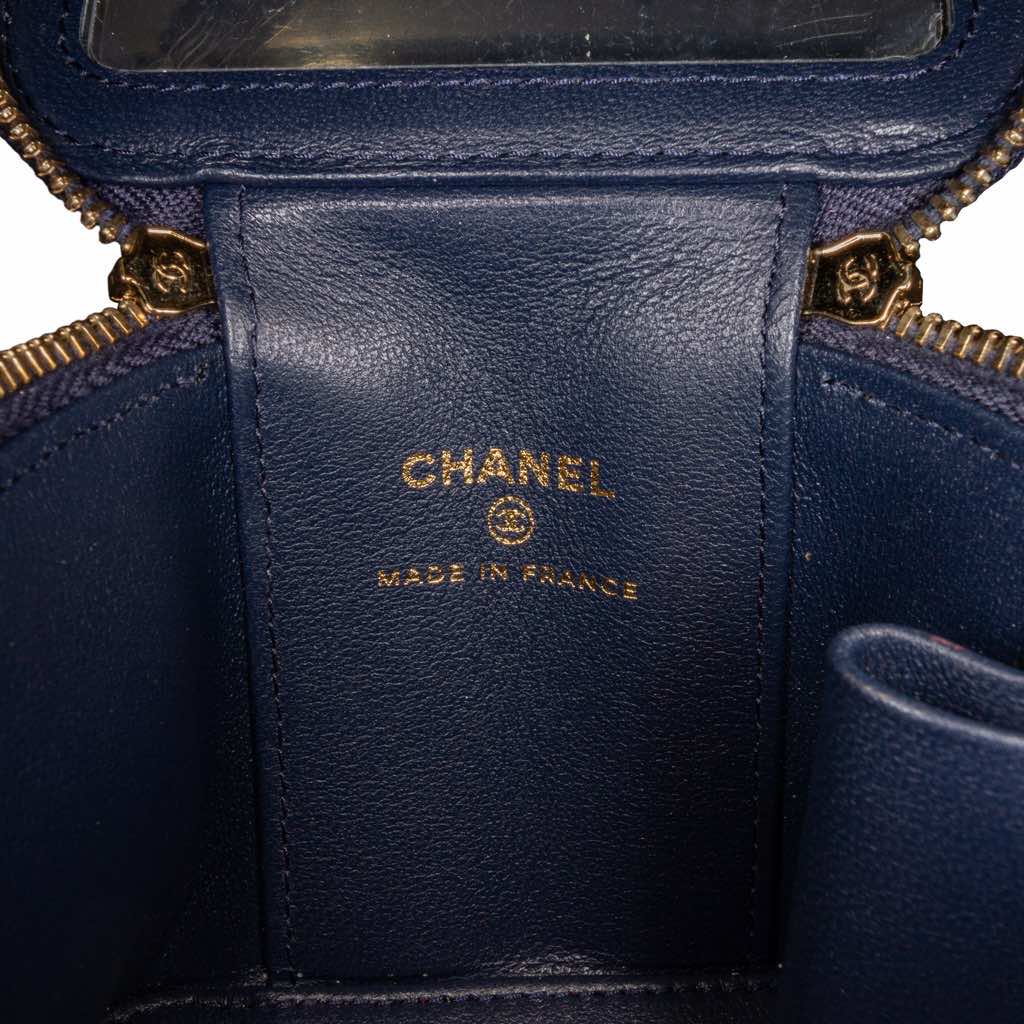 Chanel Small Lambskin Top Handle Vanity Bag - Detail 2