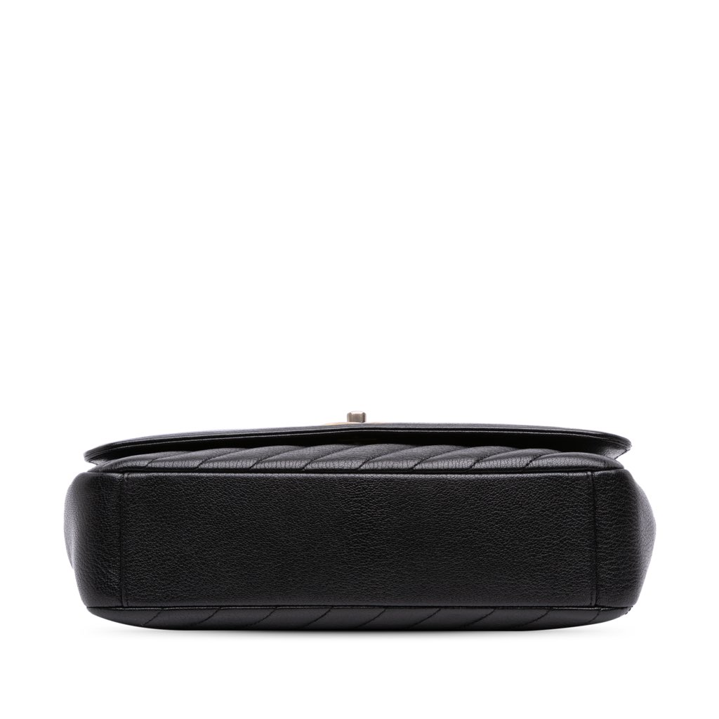 Chanel Medium Diagonal Quilted Goatskin Flap - 3