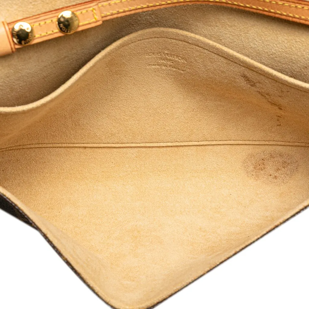 Louis Vuitton Monogram Pochette Twin GM Brown Canvas Good - Model View