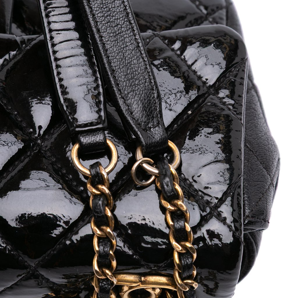 Chanel Paris-Salzburg Small Patent and Goatskin CC Eyelet Flap - Image 10