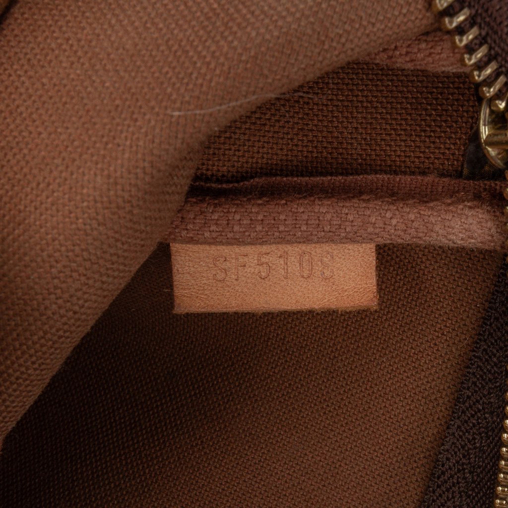 Louis Vuitton Monogram Mini Pochette Accessoires - Detail 1