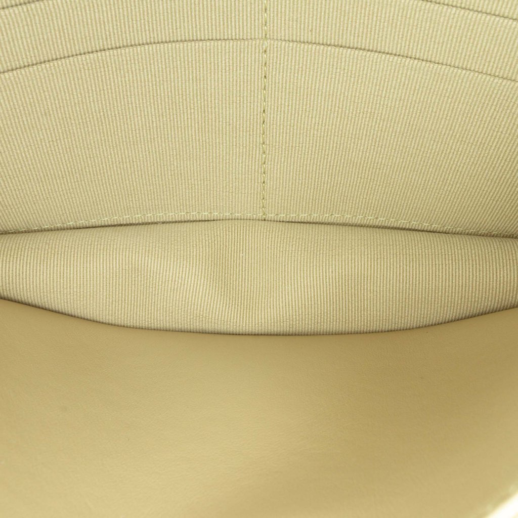 Chanel Quilted Lambskin 19 Wallet on Chain - 4