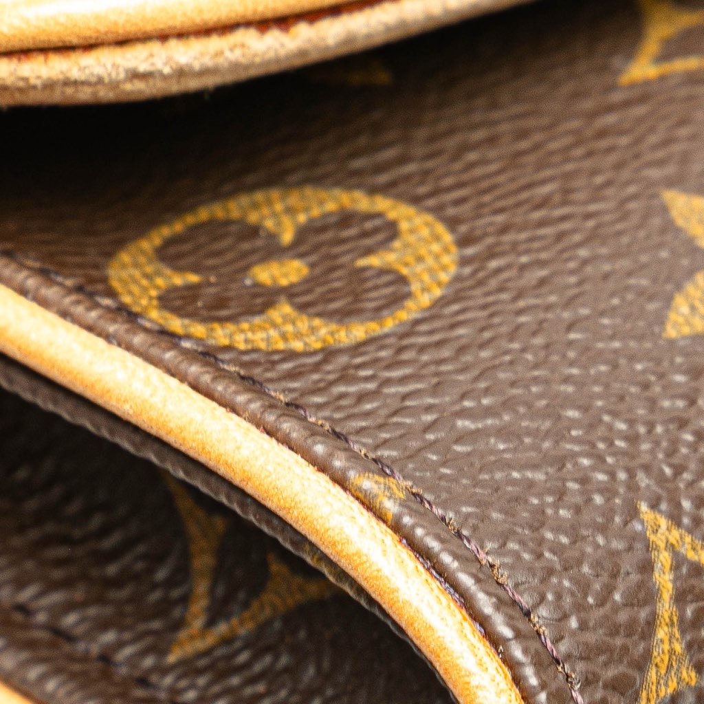 Louis Vuitton Monogram Pochette Twin PM - Detail 2