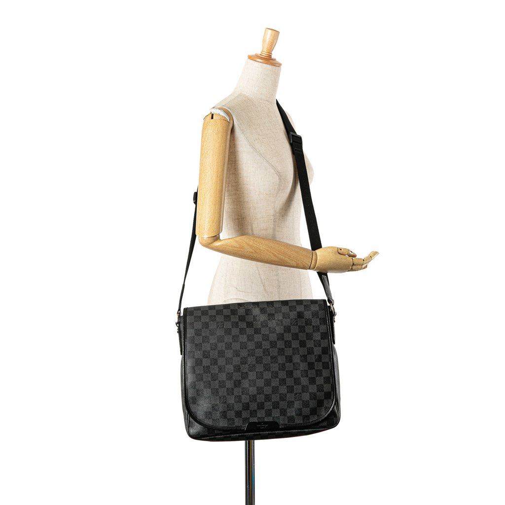 Louis Vuitton Damier Graphite Daniel MM - Image 15