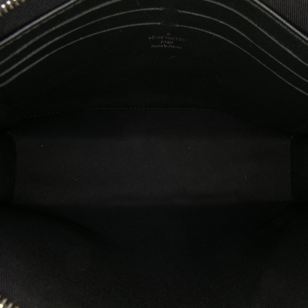 Louis Vuitton Damier Graphite Pixel Pochette Voyage MM - 4