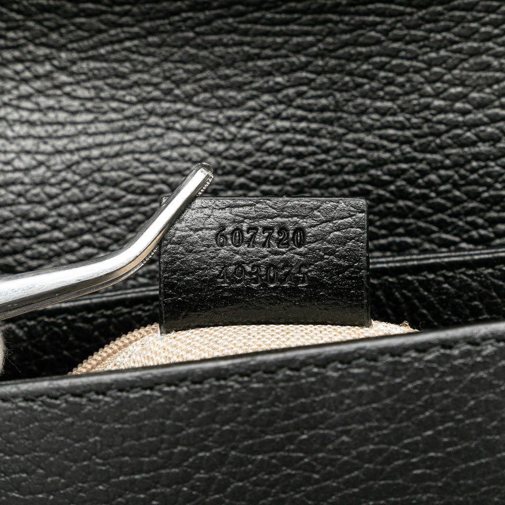 Gucci Small Dollar Calfskin Interlocking G Crossbody - Detail 2