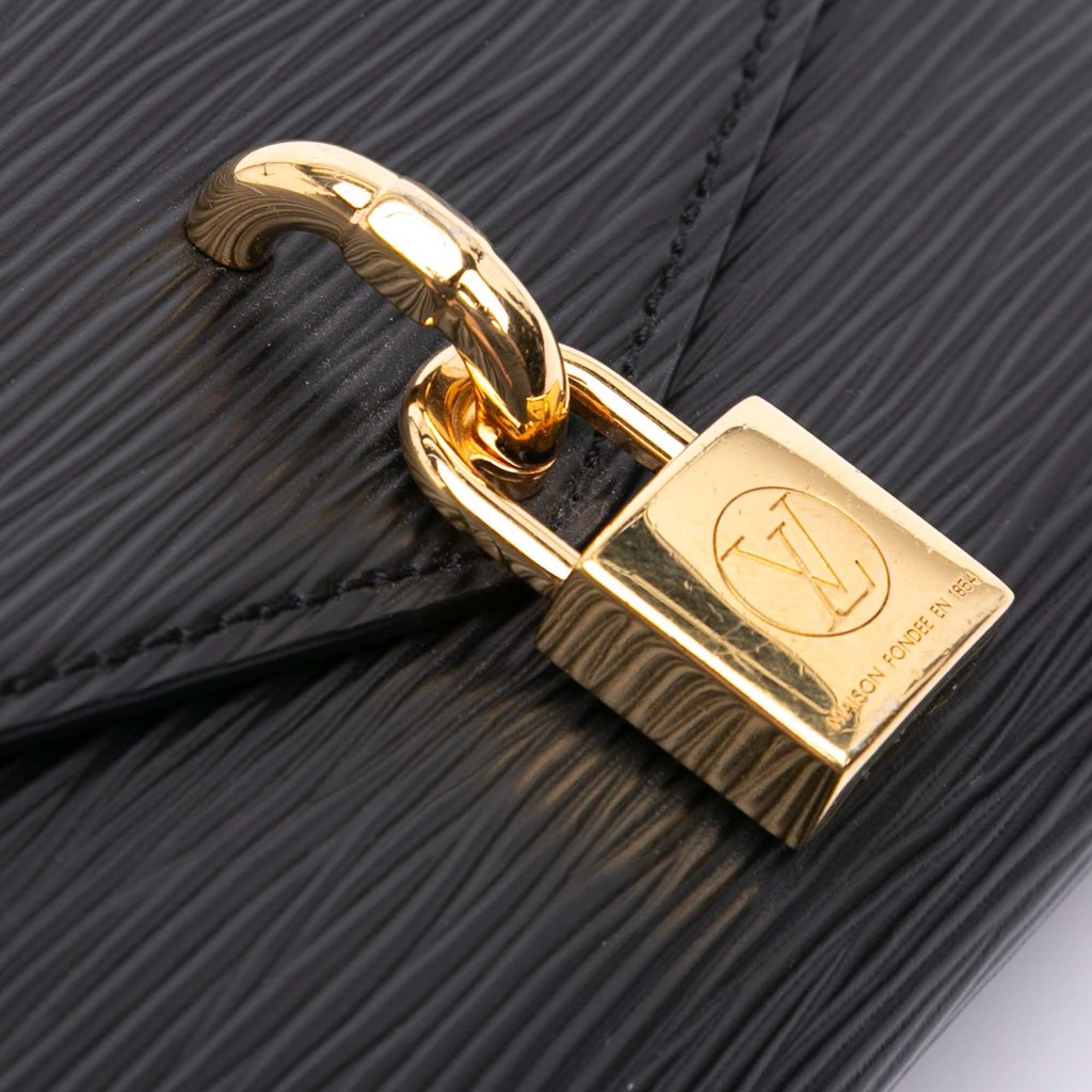 Louis Vuitton Epi Padlock On Strap - Detail 2