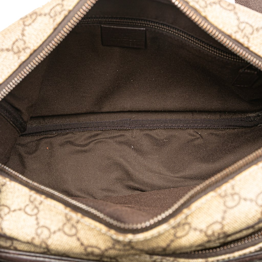 Gucci GG Supreme Crossbody - 4