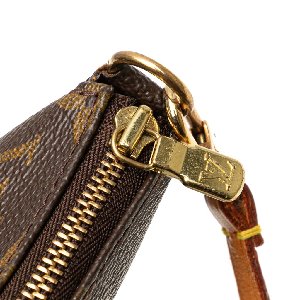 Louis Vuitton Monogram Pochette Accessoires - Detail 2