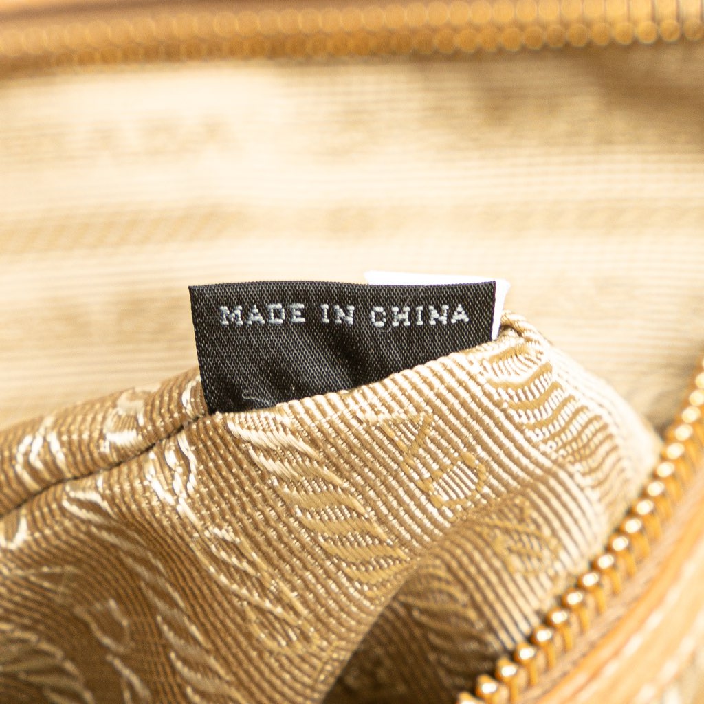 Prada Vitello Daino Tote - Detail 1