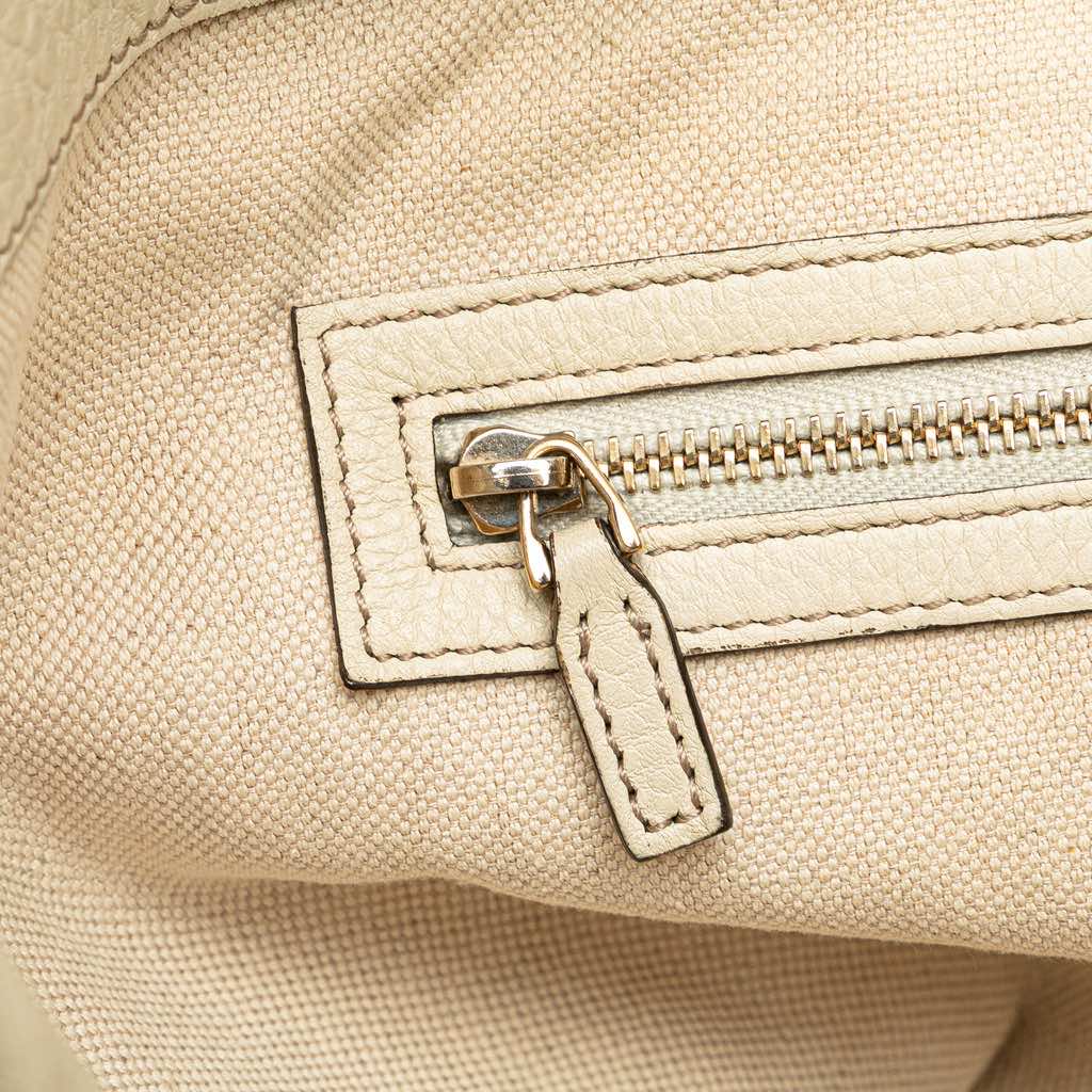 Gucci Medium GG Canvas Bella Tote - Detail 2