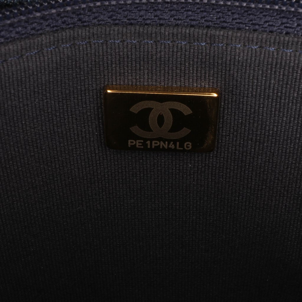 Chanel Denim 19 Flap Wallet On Chain - Image 10