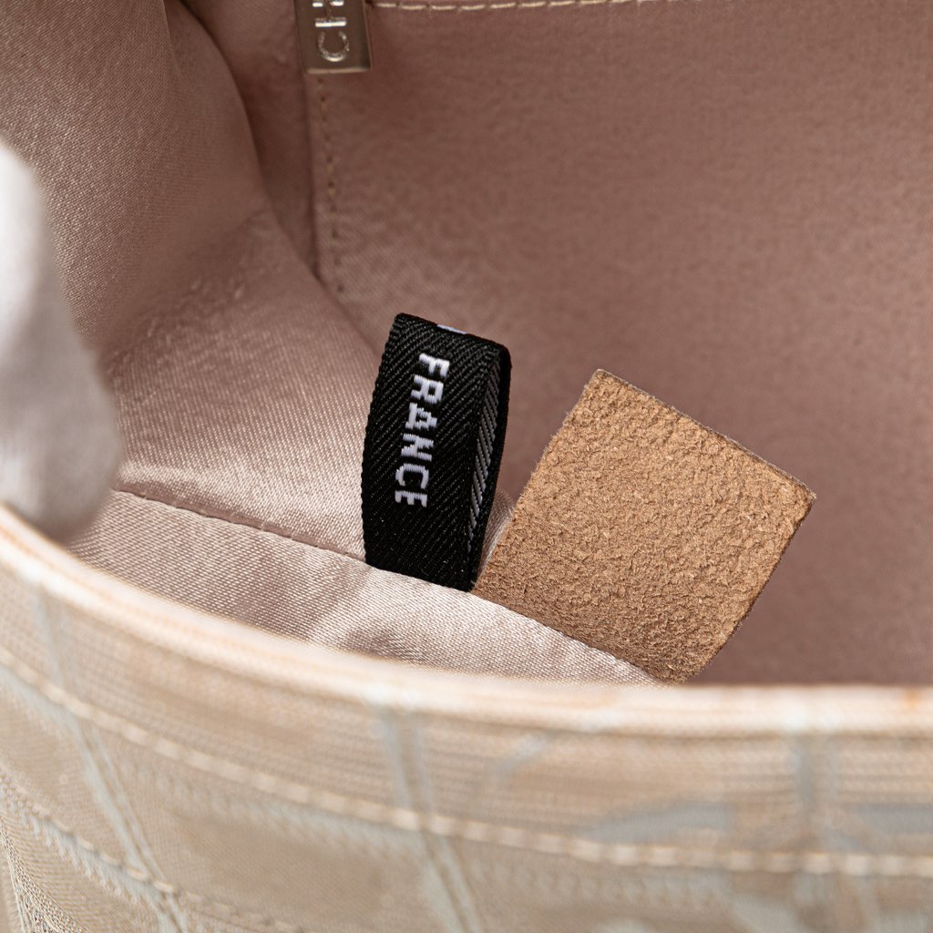 Chanel Medium New Travel Line Nylon Single Flap - Detail 1
