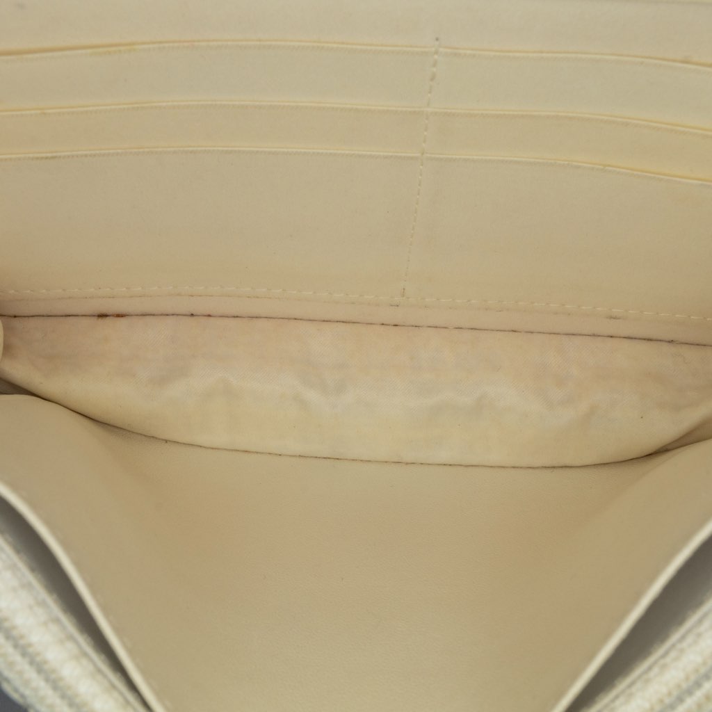 Chanel CC Coated Tweed Wallet On Chain - 5