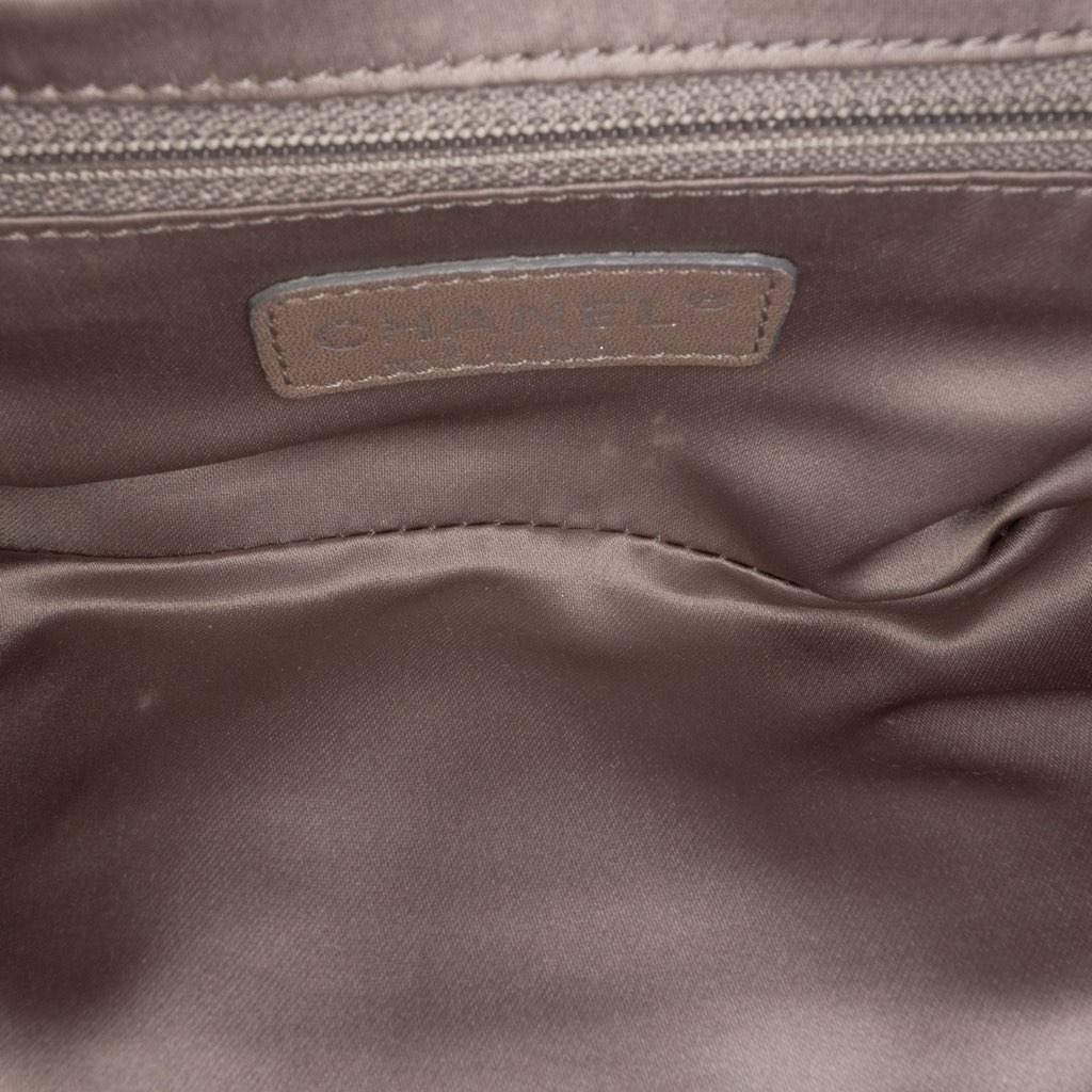 Chanel CC Satin Bow Clutch with Chain - 4