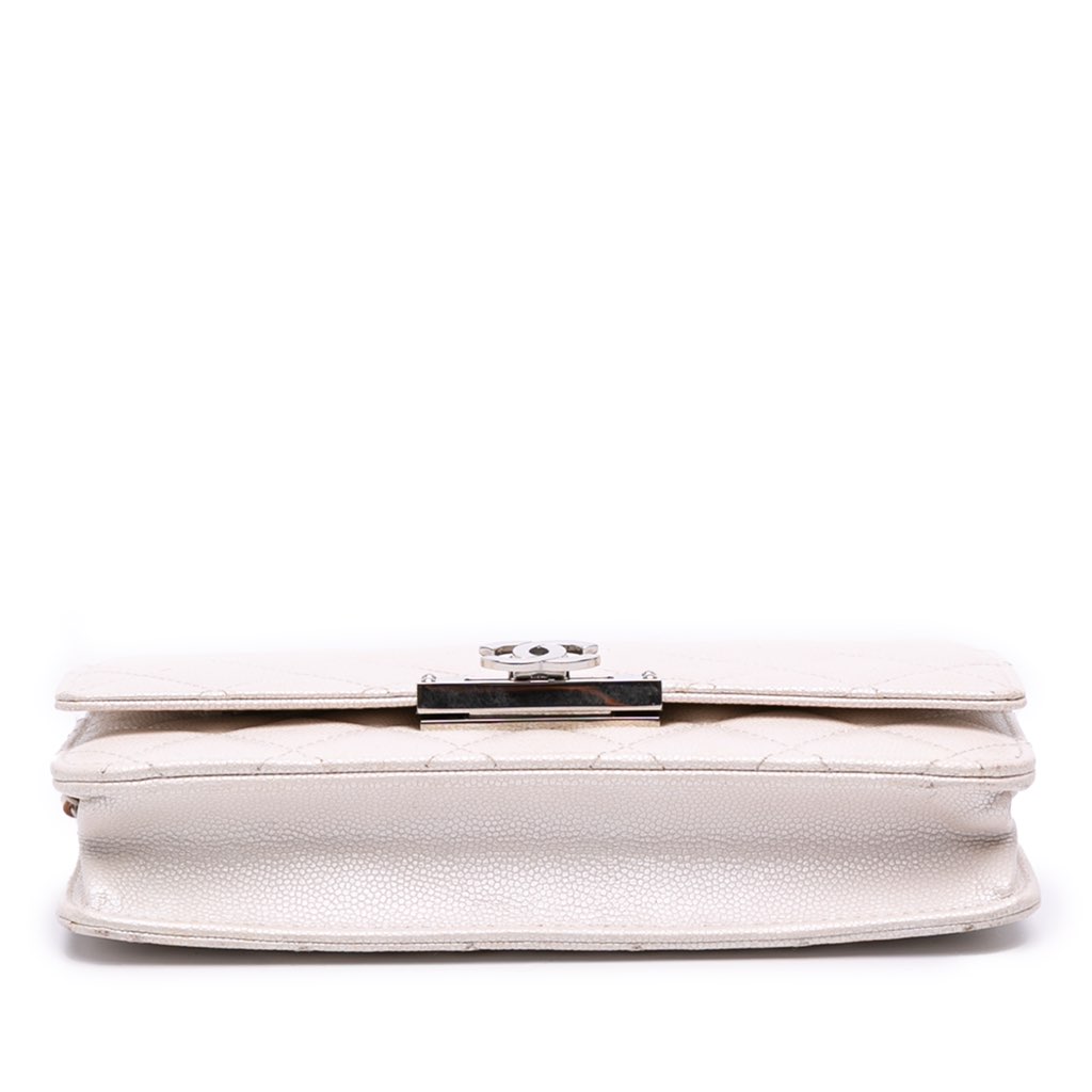 Chanel Quilted Caviar Golden Class Wallet On Chain - Image 6