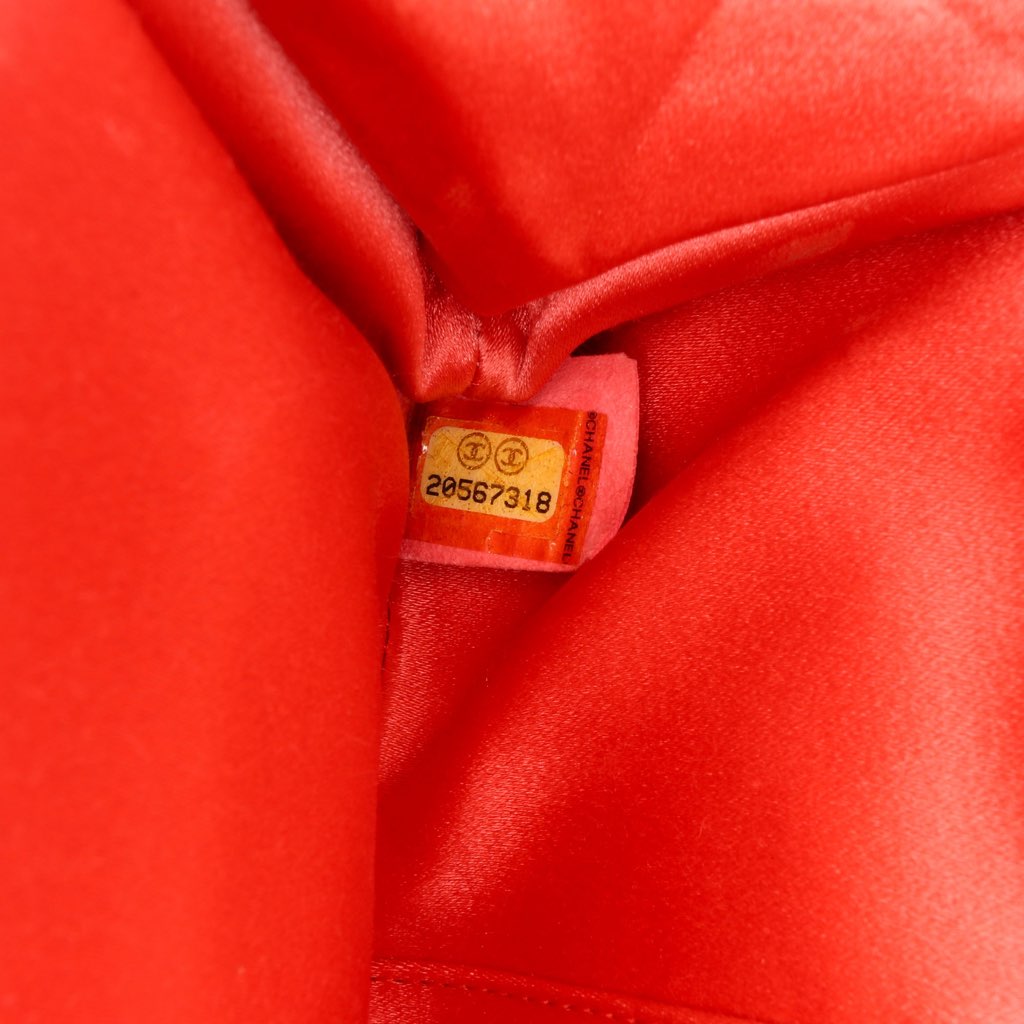 Chanel Quilted Lambskin Crystal Camellia Long Clutch - Detail 1