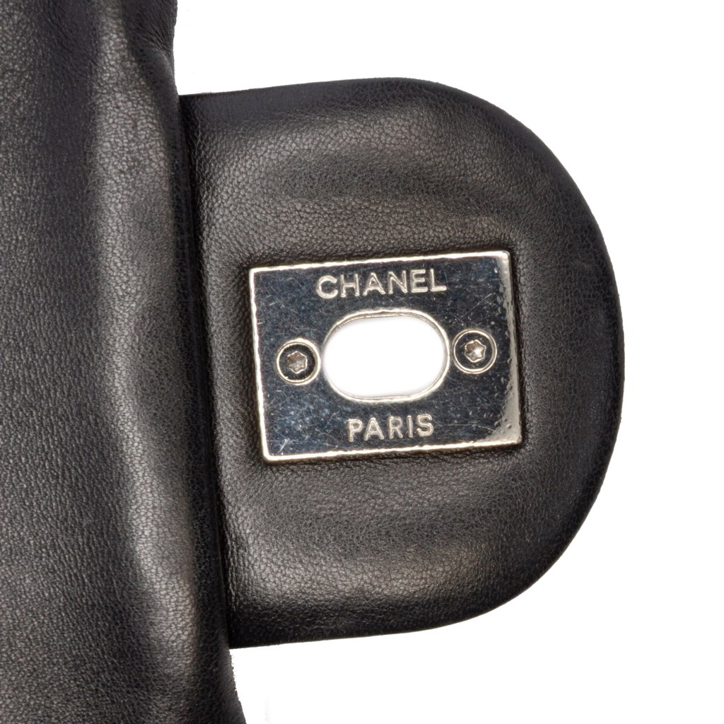 Chanel Medium Patent Lucky Symbols Flap - Detail 2