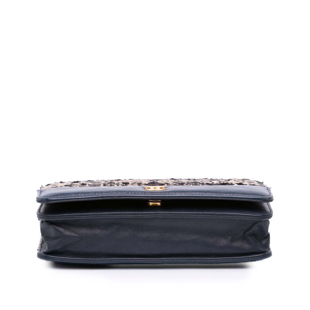 Chanel Quilted Tweed and Calfskin Gabrielle Wallet On Chain - Image 6