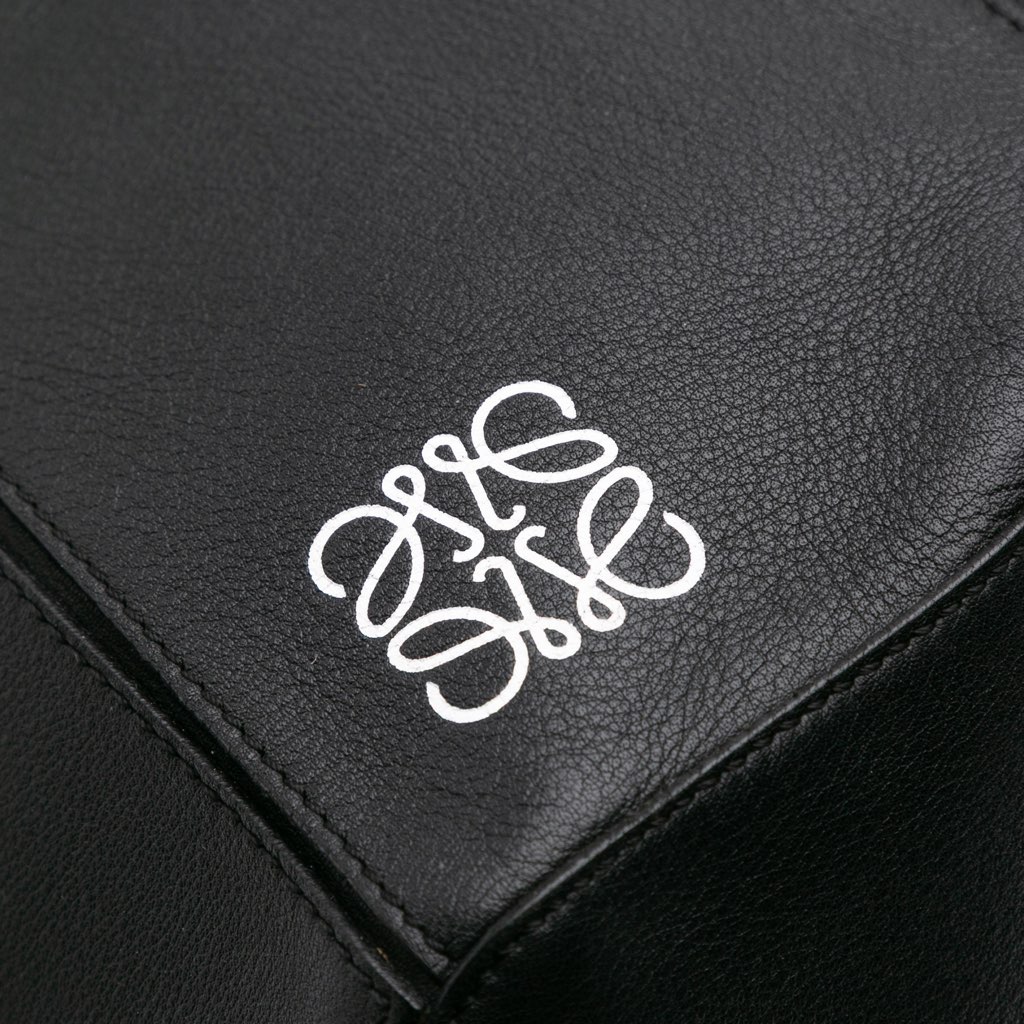 Loewe XL Leather Puzzle Crossbody - Image 10