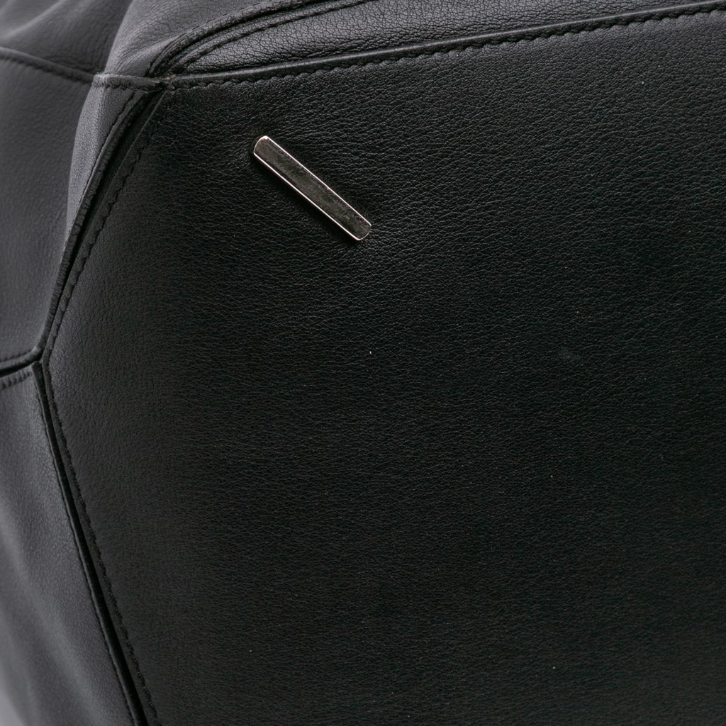 Loewe XL Leather Puzzle Crossbody - Image 11