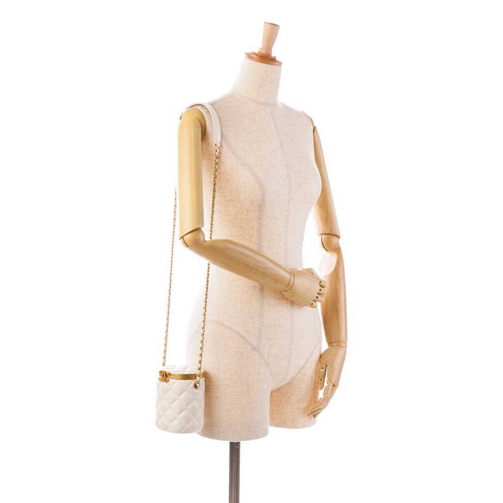 Chanel Small Quilted Lambskin Crown Box Bag - Image 11