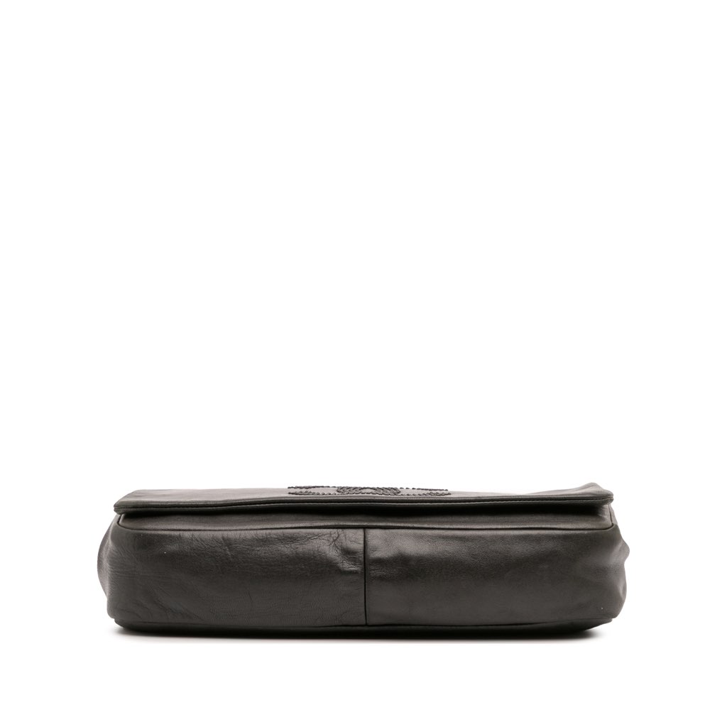 Chanel CC Studded Lambskin East West Flap - Image 6
