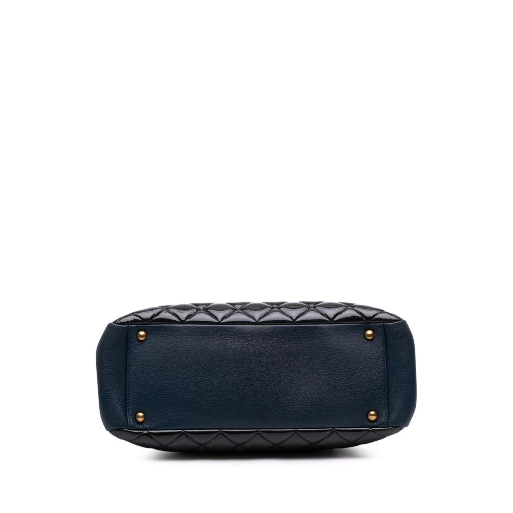 Chanel Paris Salzburg Patent and Goatskin CC Eyelet Tote - 3