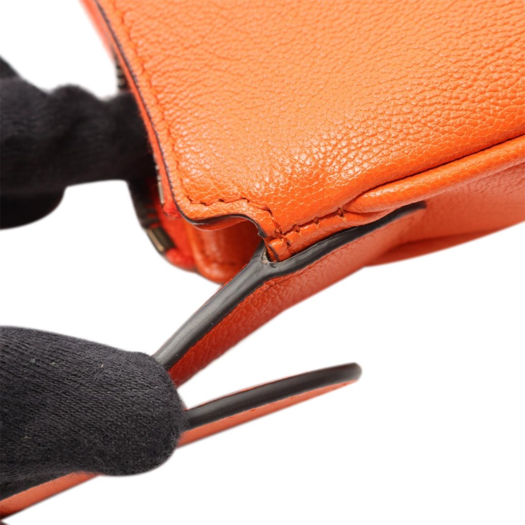 Gucci Mini Leather Aphrodite Shoulder Bag - Detail 1