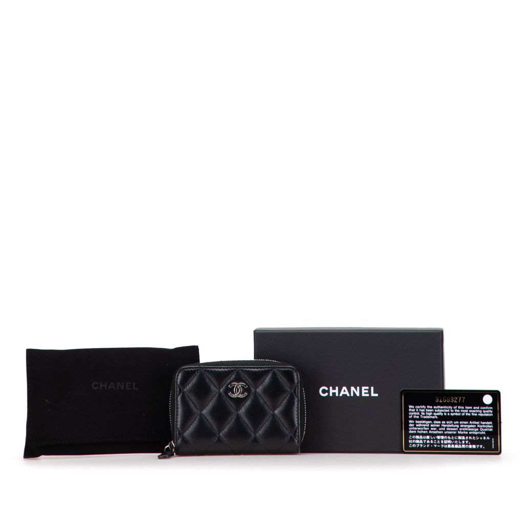 Chanel CC Quilted Lambskin Coin Pouch - Image 13