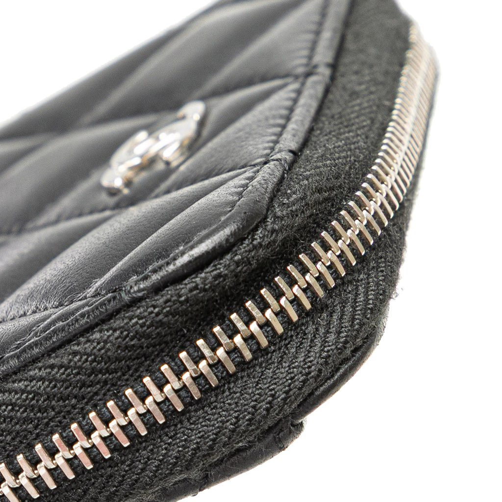 Chanel CC Quilted Lambskin Coin Pouch - Image 11